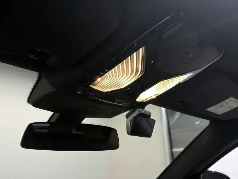 2025 BMW X4 с пробегом 10 471 км