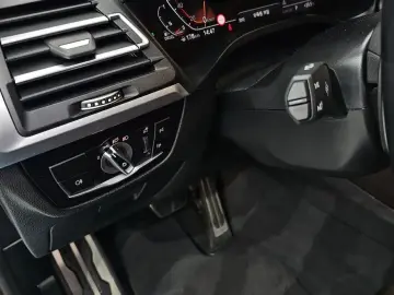 2023 BMW X4 с пробегом 40 272 км