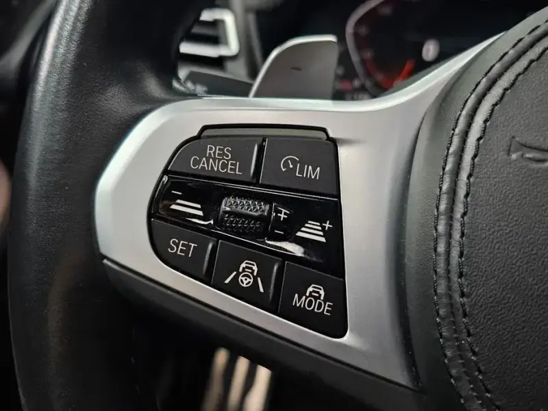 2023 BMW X4 с пробегом 40 272 км