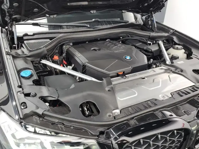 2025 BMW X4 с пробегом 14 595 км