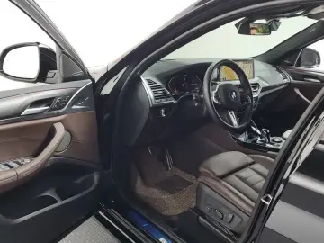 2025 BMW X4 с пробегом 14 595 км