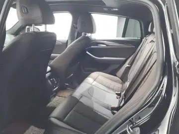 2025 BMW X4 с пробегом 14 595 км