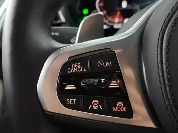 2025 BMW X4 с пробегом 14 595 км