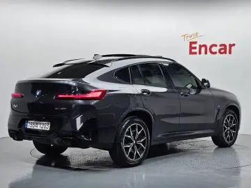 2023 BMW X4 с пробегом 34 725 км