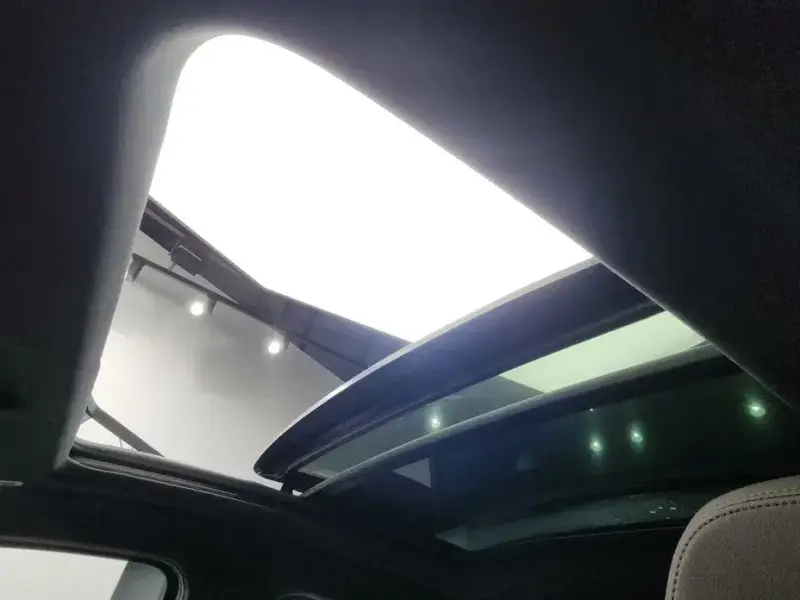 2025 BMW X4 с пробегом 14 595 км