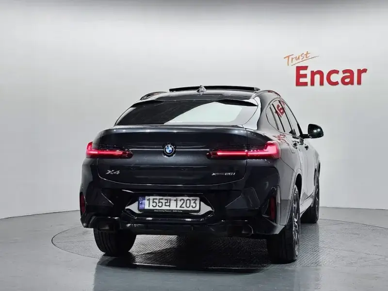 2023 BMW X4 с пробегом 34 725 км