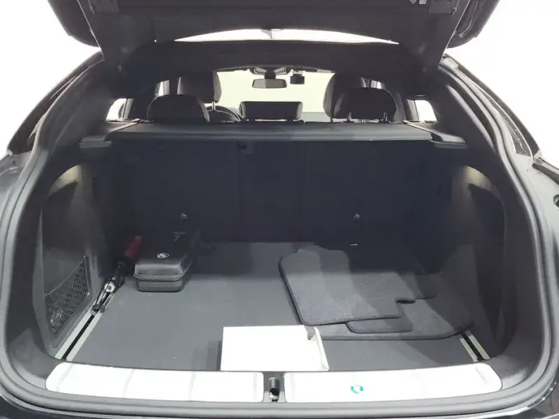 2025 BMW X4 с пробегом 14 595 км