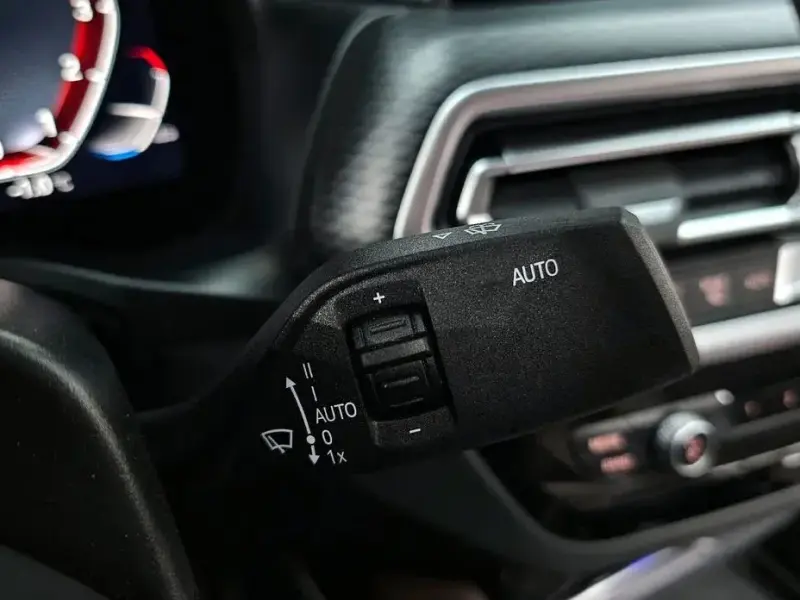 2023 BMW X4 с пробегом 34 725 км
