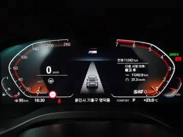 2025 BMW X4 с пробегом 11 242 км