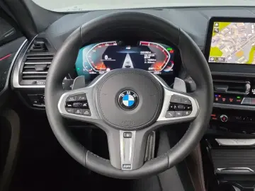2025 BMW X4 с пробегом 11 242 км