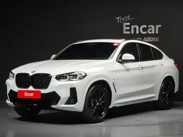 2025 BMW X4 с пробегом 12 573 км
