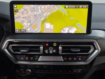 2025 BMW X4 с пробегом 11 242 км