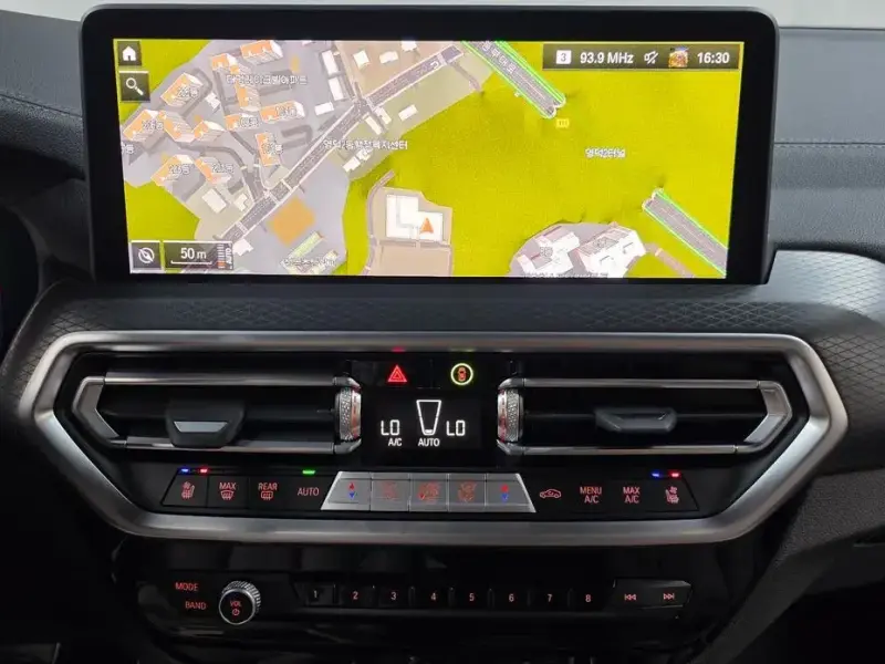 2025 BMW X4 с пробегом 11 242 км