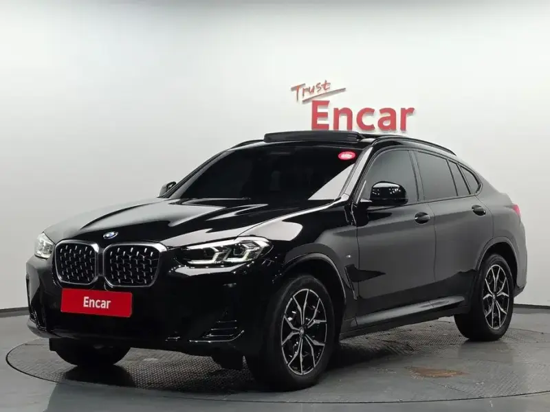 2023 BMW X4 с пробегом 48 781 км
