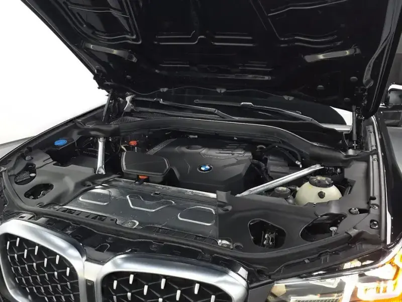 2023 BMW X4 с пробегом 48 781 км