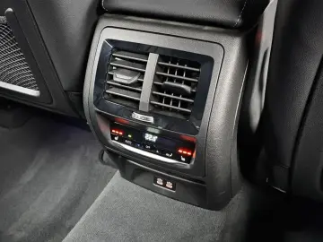 2025 BMW X4 с пробегом 12 573 км