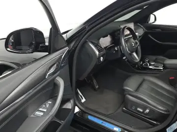 2023 BMW X4 с пробегом 48 781 км
