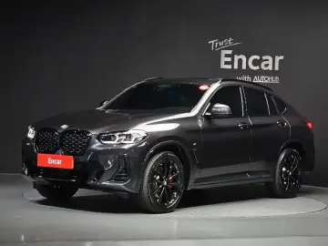 2025 BMW X4 с пробегом 10 485 км