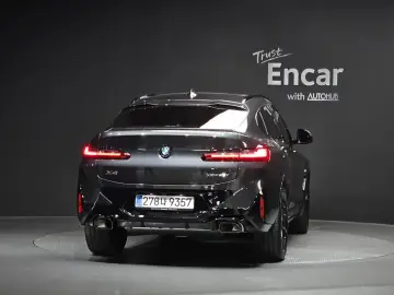 2025 BMW X4 с пробегом 10 485 км