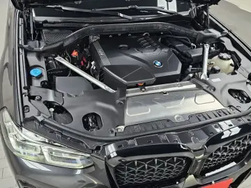 2025 BMW X4 с пробегом 10 485 км