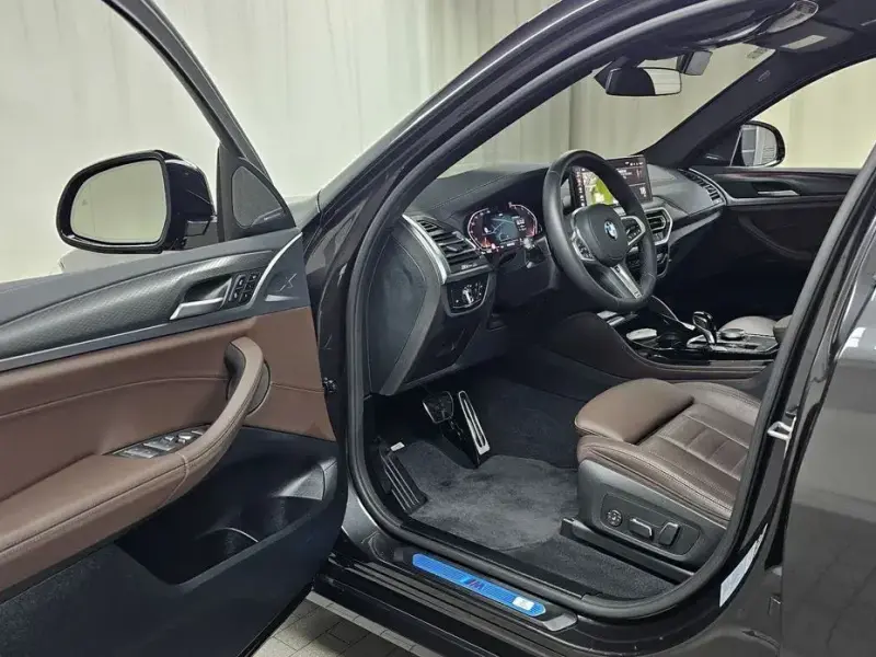 2025 BMW X4 с пробегом 10 485 км