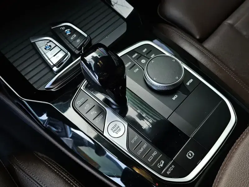 2024 BMW X4 с пробегом 23 098 км