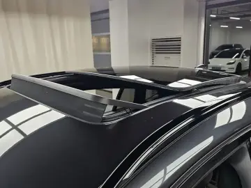 2025 BMW X4 с пробегом 10 485 км