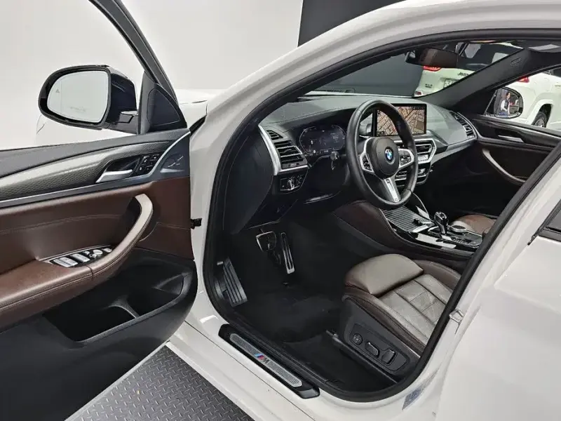 2024 BMW X4 с пробегом 23 098 км