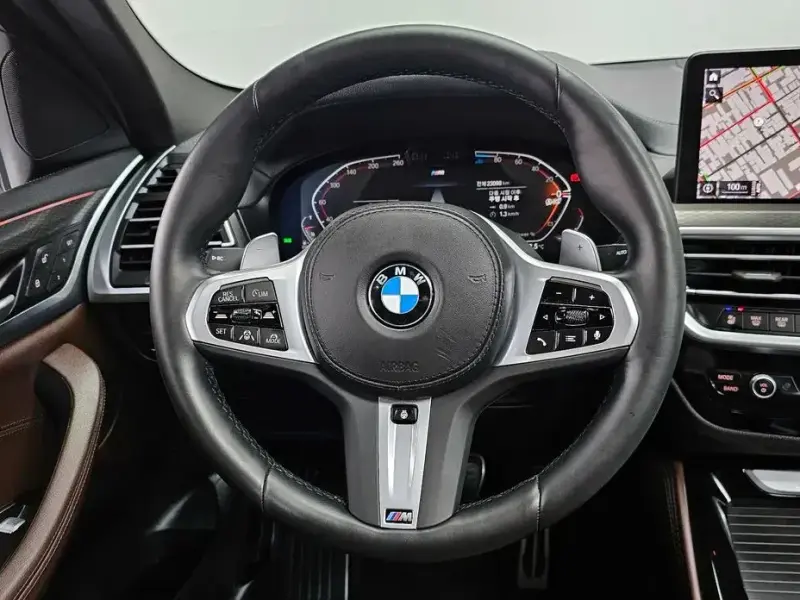 2024 BMW X4 с пробегом 23 098 км