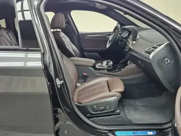 2025 BMW X4 с пробегом 10 485 км