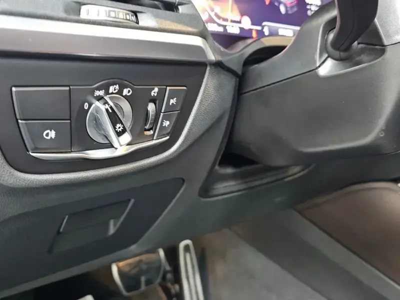2025 BMW X4 с пробегом 10 485 км