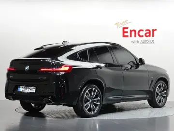 2025 BMW X4 с пробегом 24 006 км