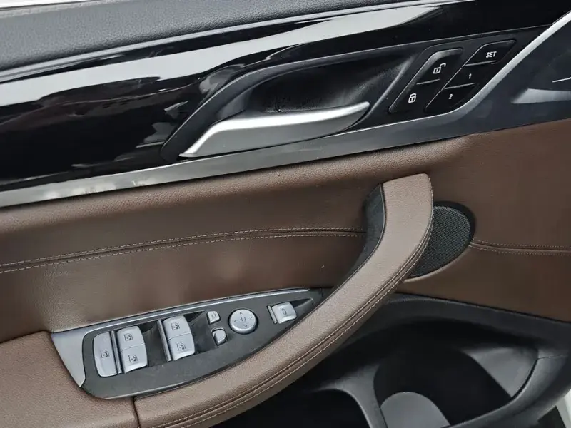 2023 BMW X4 с пробегом 29 203 км