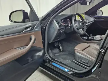 2025 BMW X4 с пробегом 24 006 км