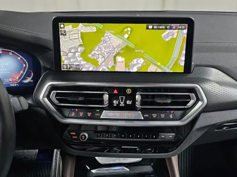 2025 BMW X4 с пробегом 24 006 км