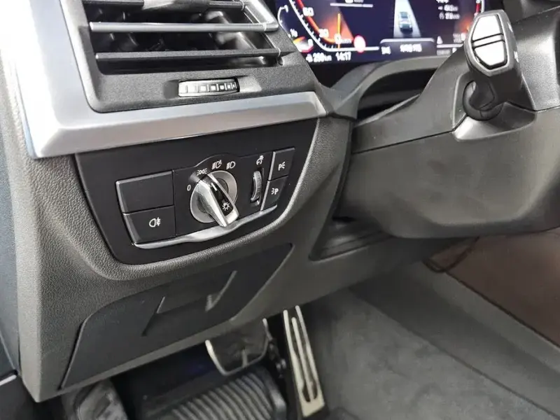 2025 BMW X4 с пробегом 24 006 км