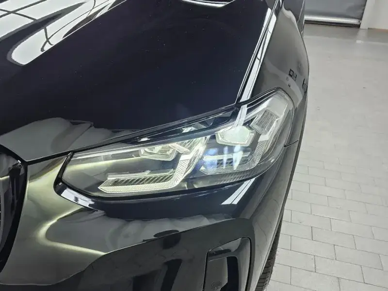 2025 BMW X4 с пробегом 24 006 км