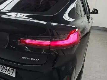 2025 BMW X4 с пробегом 24 006 км