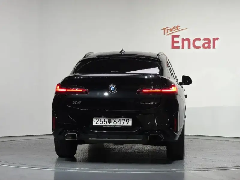 2023 BMW X4 с пробегом 32 663 км
