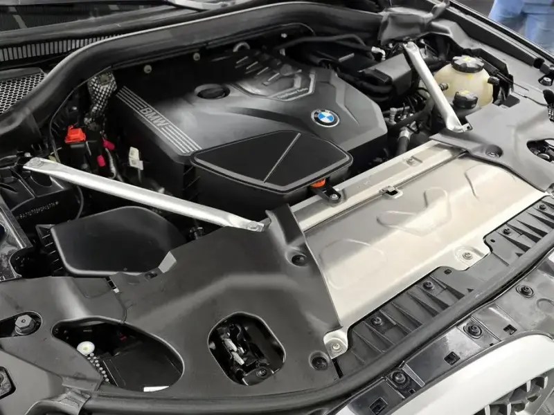 2023 BMW X4 с пробегом 32 663 км