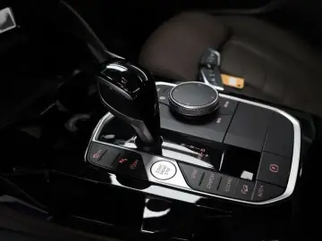 2023 BMW X4 с пробегом 32 663 км