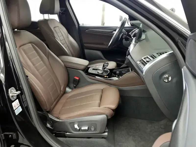 2023 BMW X4 с пробегом 32 663 км