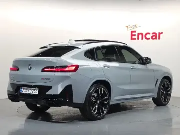 2024 BMW X4 с пробегом 18 233 км