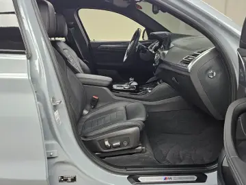 2023 BMW X4 с пробегом 15 897 км