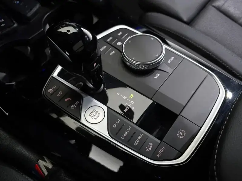 2023 BMW X4 с пробегом 35 239 км
