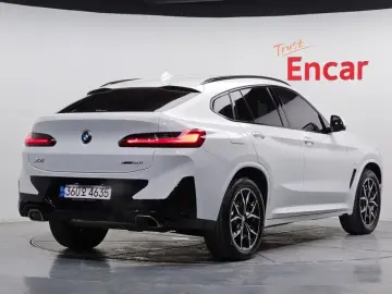 2023 BMW X4 с пробегом 47 497 км