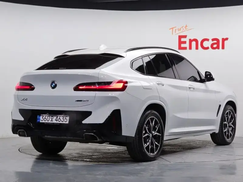 2023 BMW X4 с пробегом 47 497 км