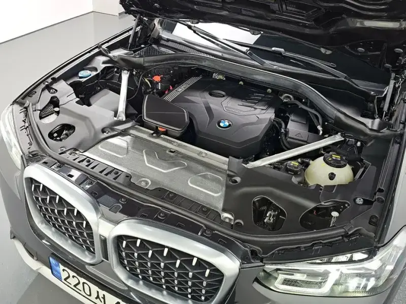 2023 BMW X4 с пробегом 58 272 км
