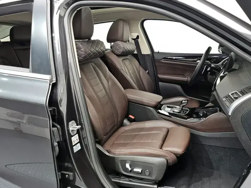 2023 BMW X4 с пробегом 58 272 км