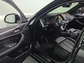 2023 BMW X4 с пробегом 34 133 км